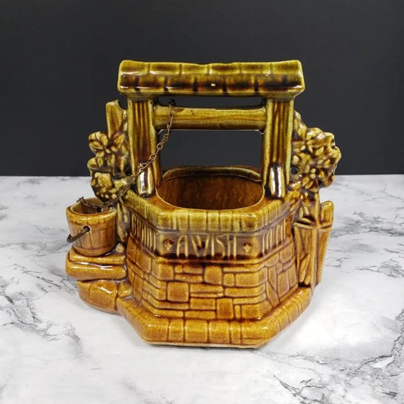 McCoy Wishing Well Planter Vintage - Picture 4 of 9